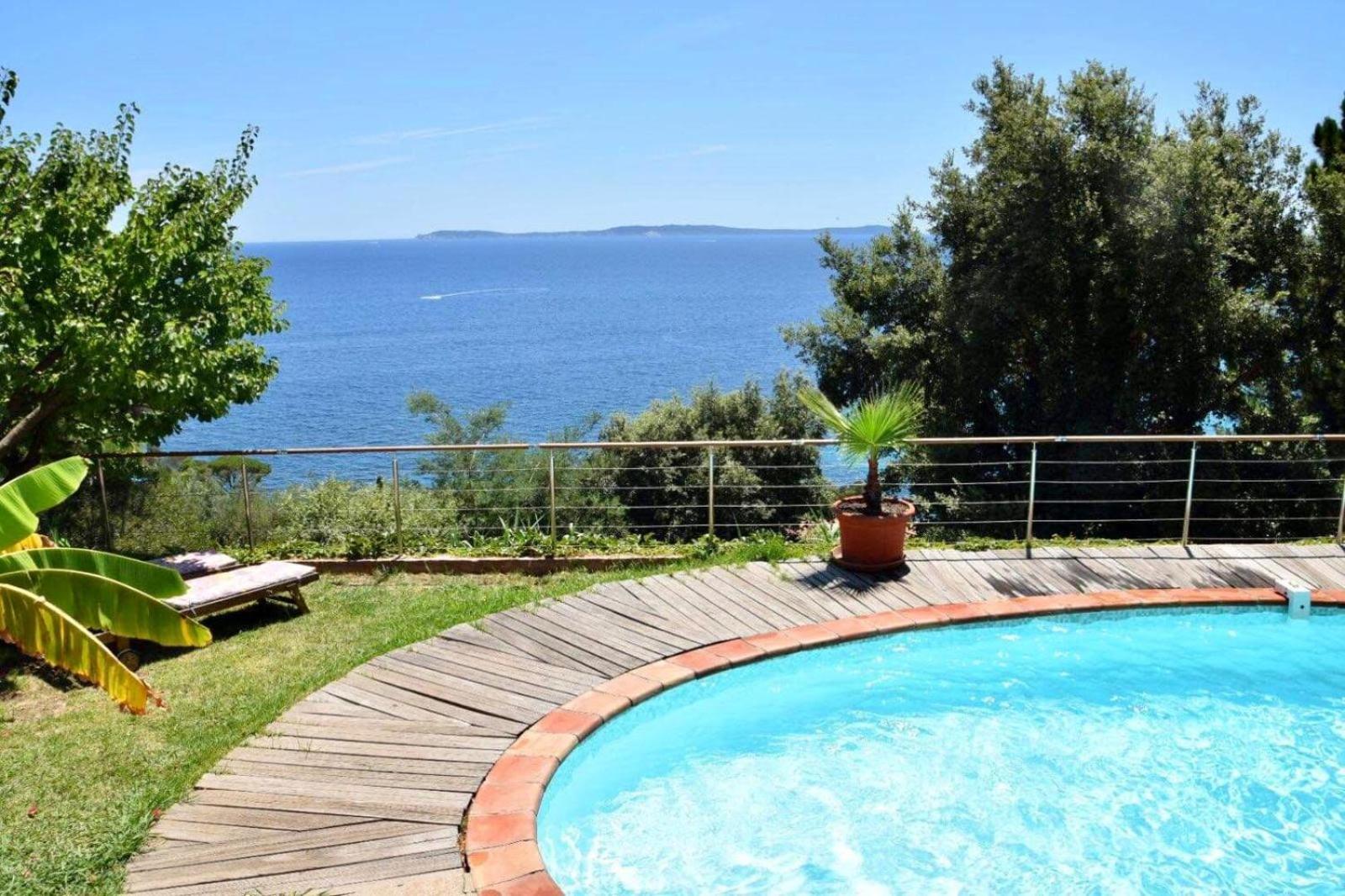 Villa Les Alizes Le Le Rayol-Canadel-sur-Mer Exteriör bild